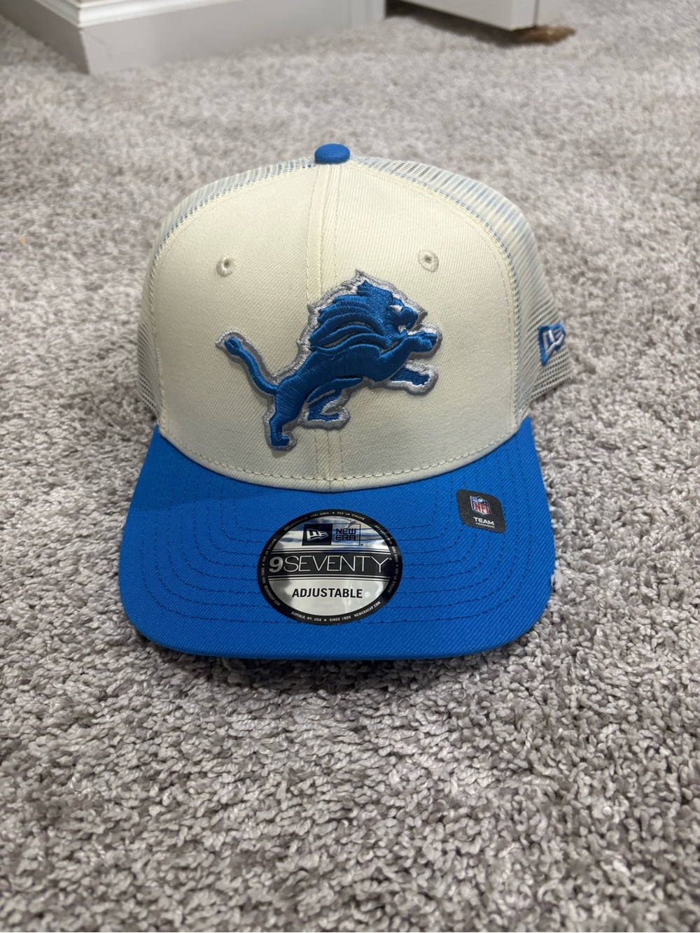 Brand New Detroit Lions NFL snapback hat by New Era